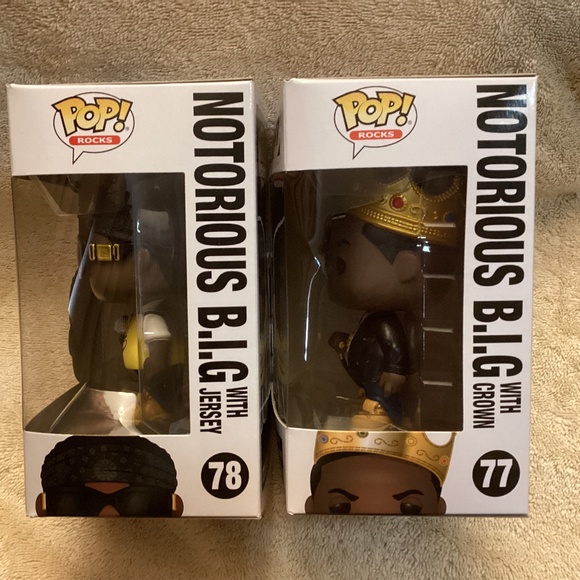 Funko Pop Notorious B.I.G. 77 78 with Jersey with Crown NEW - Picture 2 of 6